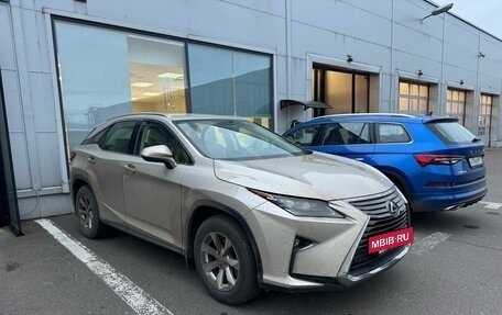 Lexus RX IV рестайлинг, 2017 год, 3 985 000 рублей, 3 фотография