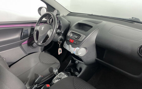 Peugeot 107 I рестайлинг, 2013 год, 510 000 рублей, 11 фотография