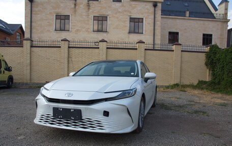 Toyota Camry, 2024 год, 2 700 000 рублей, 8 фотография