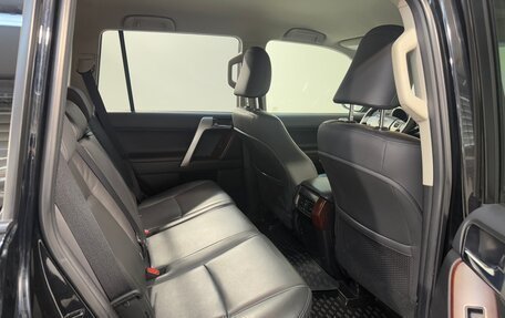 Toyota Land Cruiser Prado 150 рестайлинг 2, 2016 год, 4 899 800 рублей, 4 фотография