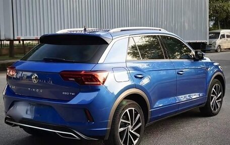 Volkswagen T-Roc I, 2021 год, 1 280 005 рублей, 4 фотография