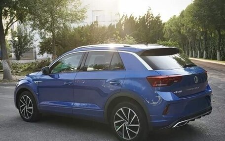 Volkswagen T-Roc I, 2021 год, 1 280 005 рублей, 6 фотография