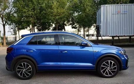 Volkswagen T-Roc I, 2021 год, 1 280 005 рублей, 7 фотография