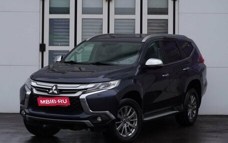 Mitsubishi Pajero Sport III рестайлинг, 2019 год, 2 950 000 рублей, 1 фотография