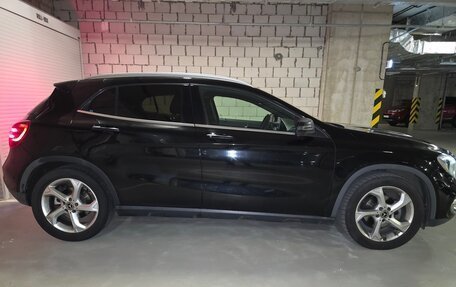 Mercedes-Benz GLA, 2017 год, 1 890 000 рублей, 6 фотография