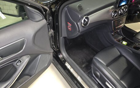 Mercedes-Benz GLA, 2017 год, 1 890 000 рублей, 13 фотография