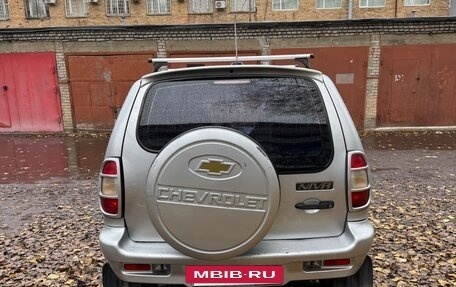 Chevrolet Niva I рестайлинг, 2005 год, 390 000 рублей, 5 фотография