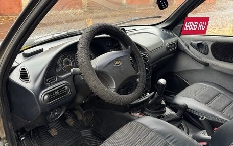 Chevrolet Niva I рестайлинг, 2005 год, 390 000 рублей, 12 фотография