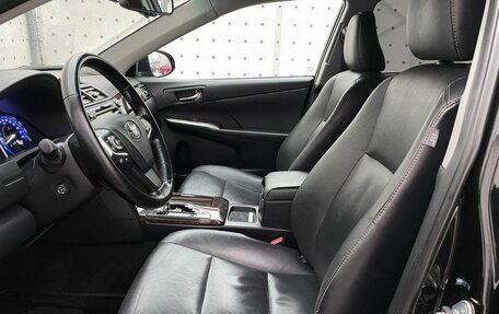 Toyota Camry, 2014 год, 1 890 000 рублей, 11 фотография