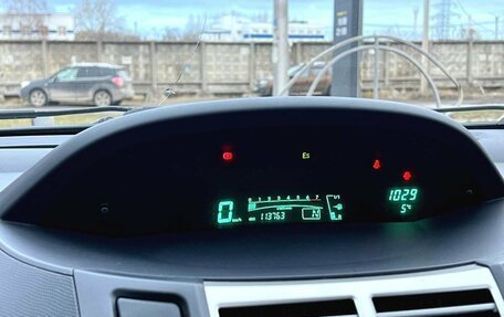 Toyota Yaris III рестайлинг, 2007 год, 570 000 рублей, 12 фотография