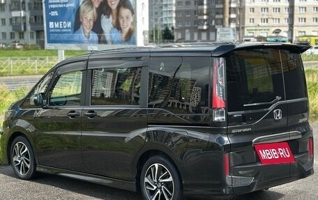 Honda Stepwgn IV, 2019 год, 2 490 000 рублей, 8 фотография