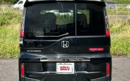 Honda Stepwgn IV, 2019 год, 2 490 000 рублей, 7 фотография