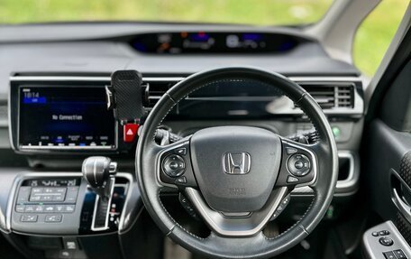 Honda Stepwgn IV, 2019 год, 2 490 000 рублей, 15 фотография