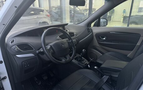 Renault Scenic III, 2011 год, 845 000 рублей, 11 фотография