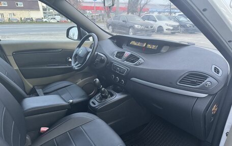 Renault Scenic III, 2011 год, 845 000 рублей, 9 фотография