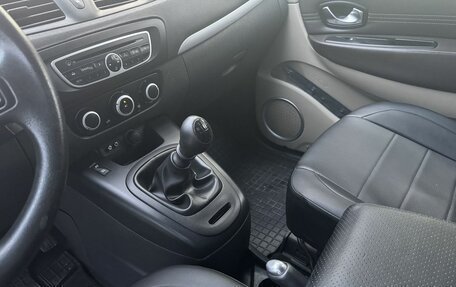 Renault Scenic III, 2011 год, 845 000 рублей, 14 фотография