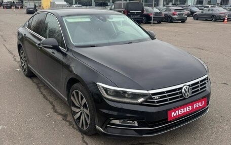 Volkswagen Passat B8 рестайлинг, 2018 год, 2 470 000 рублей, 3 фотография