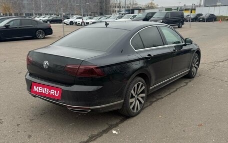 Volkswagen Passat B8 рестайлинг, 2018 год, 2 470 000 рублей, 6 фотография