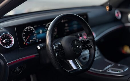 Mercedes-Benz E-Класс, 2021 год, 4 400 000 рублей, 9 фотография