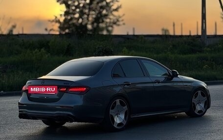 Mercedes-Benz E-Класс, 2021 год, 4 400 000 рублей, 6 фотография