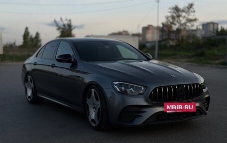 Mercedes-Benz E-Класс, 2021 год, 4 400 000 рублей, 8 фотография