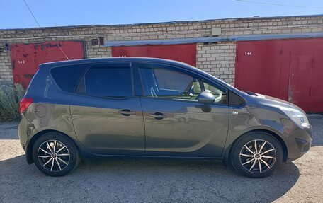 Opel Meriva, 2011 год, 555 000 рублей, 2 фотография