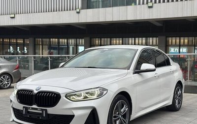 BMW 1 серия, 2022 год, 2 350 000 рублей, 1 фотография