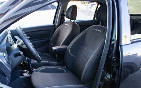 Renault Logan II, 2019 год, 1 349 000 рублей, 10 фотография