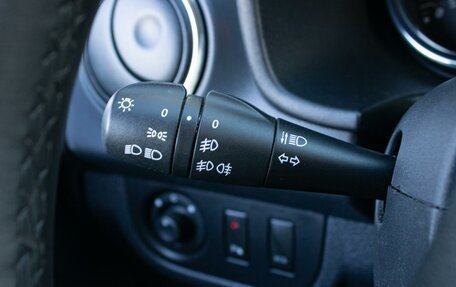 Renault Logan II, 2019 год, 1 349 000 рублей, 20 фотография