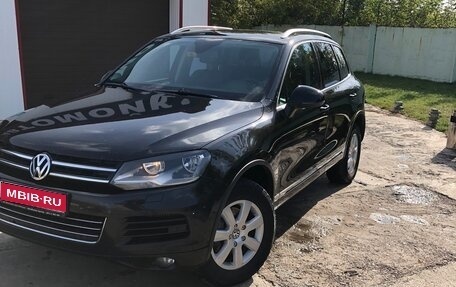 Volkswagen Touareg III, 2010 год, 1 700 000 рублей, 1 фотография