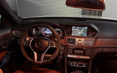 Mercedes-Benz E-Класс AMG, 2013 год, 2 999 999 рублей, 16 фотография