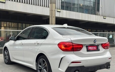 BMW 1 серия, 2022 год, 2 350 000 рублей, 2 фотография