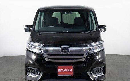 Honda Stepwgn IV, 2019 год, 2 360 000 рублей, 2 фотография