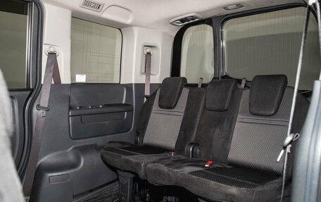 Honda Stepwgn IV, 2019 год, 2 360 000 рублей, 8 фотография