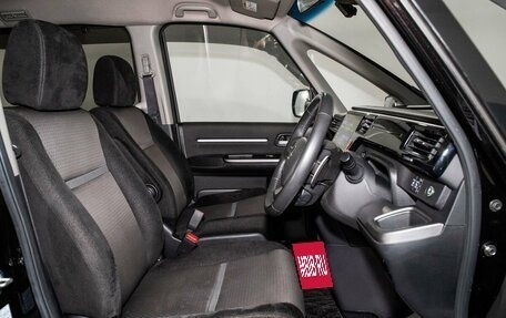 Honda Stepwgn IV, 2019 год, 2 360 000 рублей, 5 фотография