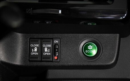 Honda Stepwgn IV, 2019 год, 2 360 000 рублей, 19 фотография