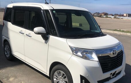 Toyota Roomy I, 2017 год, 1 050 000 рублей, 4 фотография