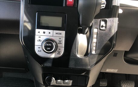 Toyota Roomy I, 2017 год, 1 050 000 рублей, 7 фотография