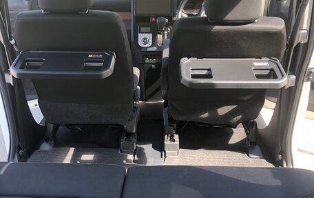 Toyota Roomy I, 2017 год, 1 050 000 рублей, 15 фотография