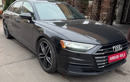 Audi A8, 2018 год, 4 400 000 рублей, 4 фотография