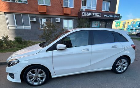 Mercedes-Benz B-Класс, 2018 год, 1 900 000 рублей, 4 фотография