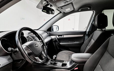 KIA Sorento II рестайлинг, 2012 год, 1 667 000 рублей, 20 фотография