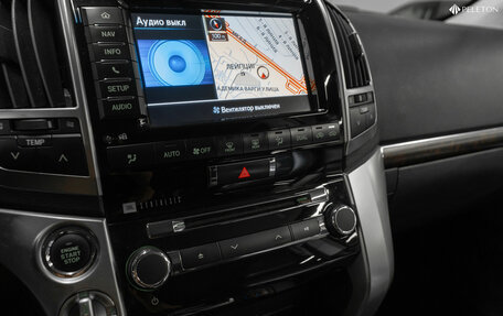 Toyota Land Cruiser 200, 2013 год, 3 280 000 рублей, 18 фотография