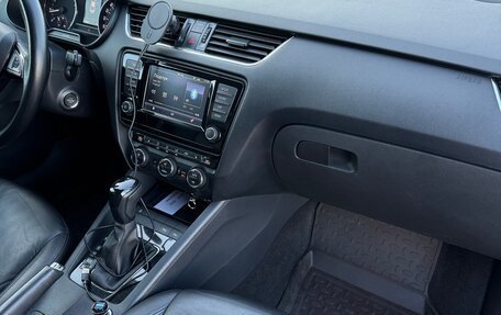 Skoda Octavia, 2017 год, 1 500 000 рублей, 15 фотография