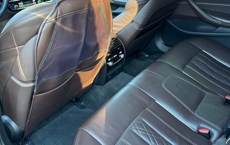 BMW 5 серия, 2018 год, 3 795 000 рублей, 28 фотография