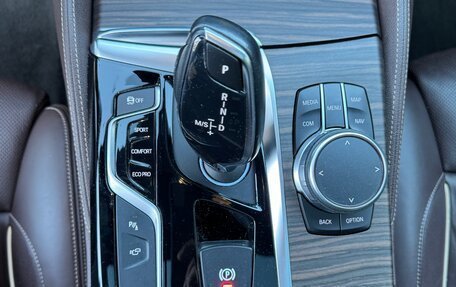 BMW 5 серия, 2018 год, 3 795 000 рублей, 37 фотография