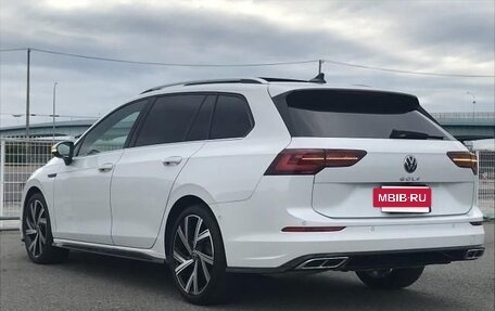 Volkswagen Golf VIII, 2022 год, 1 750 000 рублей, 4 фотография