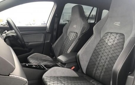 Volkswagen Golf VIII, 2022 год, 1 750 000 рублей, 9 фотография