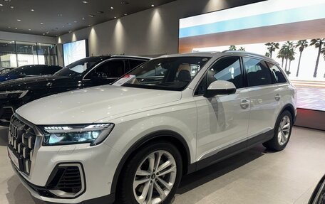 Audi Q7, 2024 год, 13 990 000 рублей, 4 фотография
