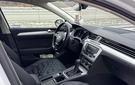 Volkswagen Passat B8 рестайлинг, 2016 год, 1 910 000 рублей, 6 фотография